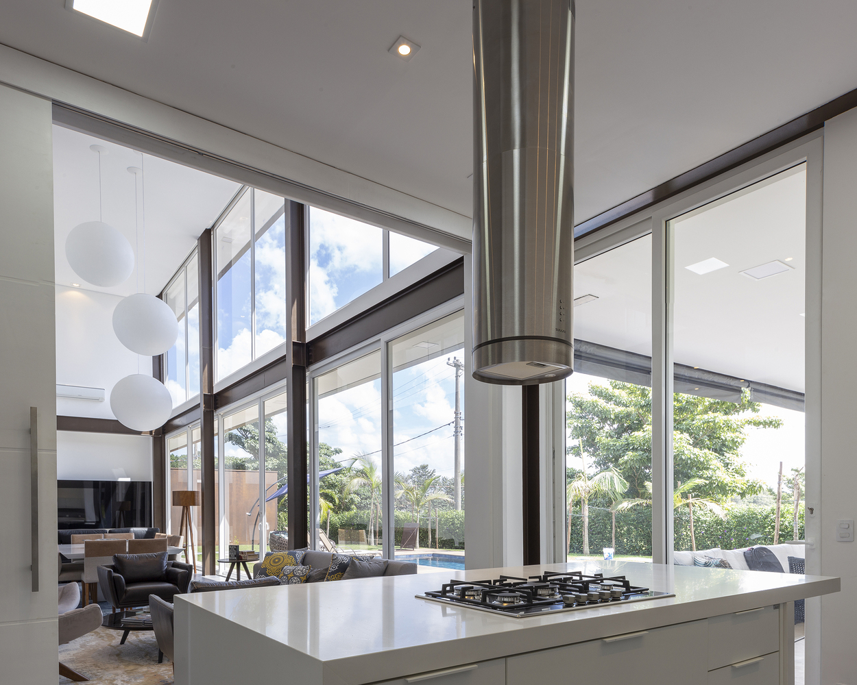 巴西 BT House | 钢构智能玻璃打造室内外一体空间-98