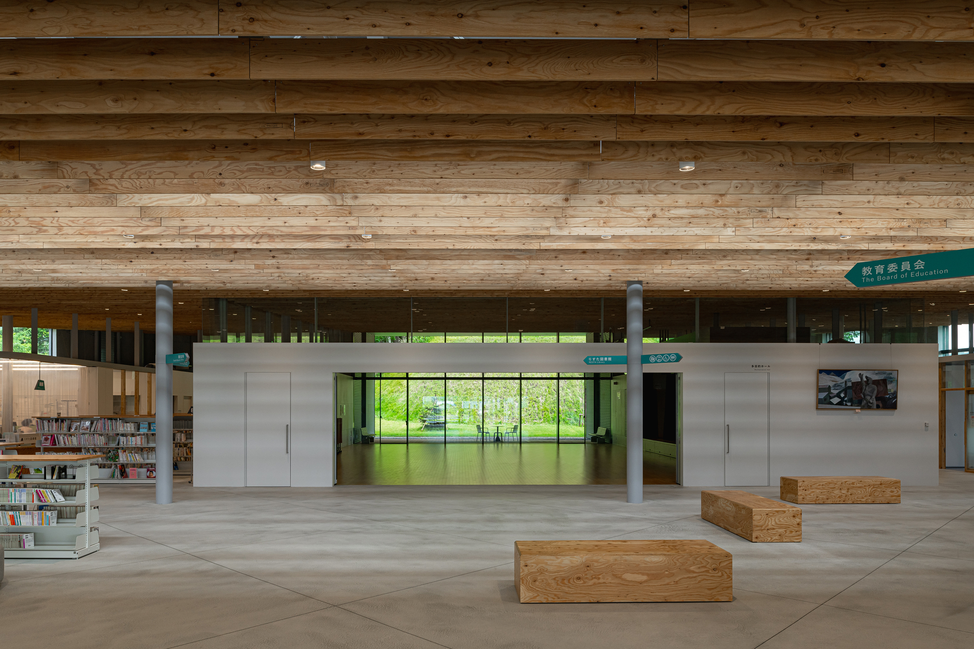 Yubari City Community Base Complex RESTA / Atelier BNK-13