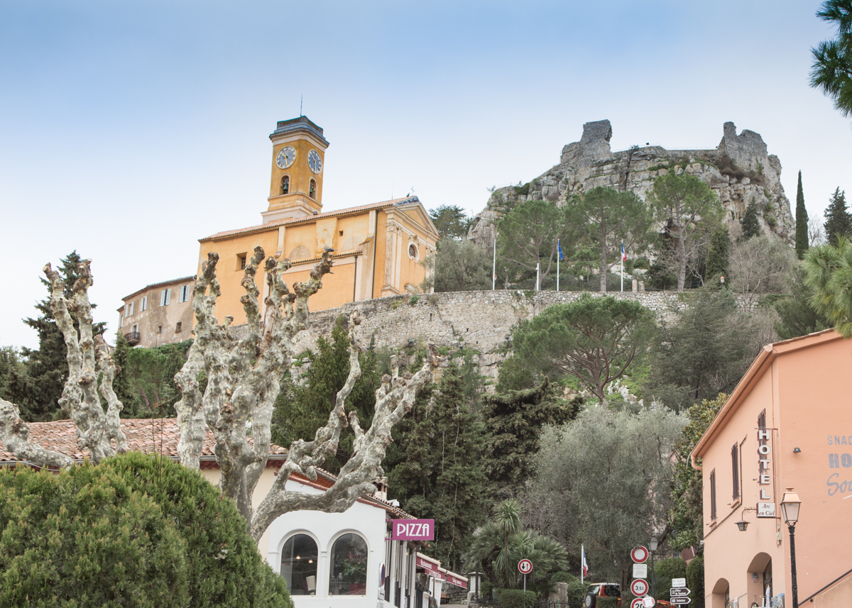 法国埃兹古村建筑群-39