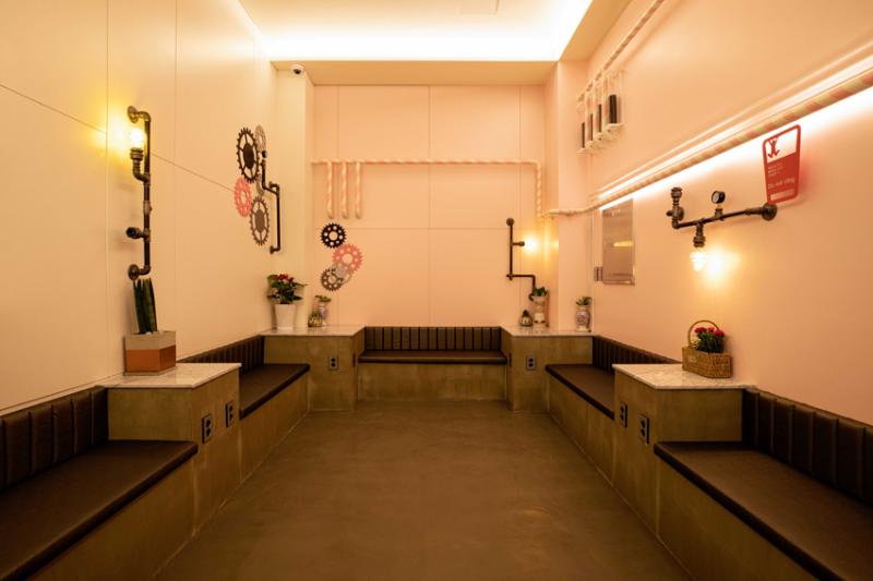 十坪江南站无人咖啡厅，灯光设计点睛之笔-5