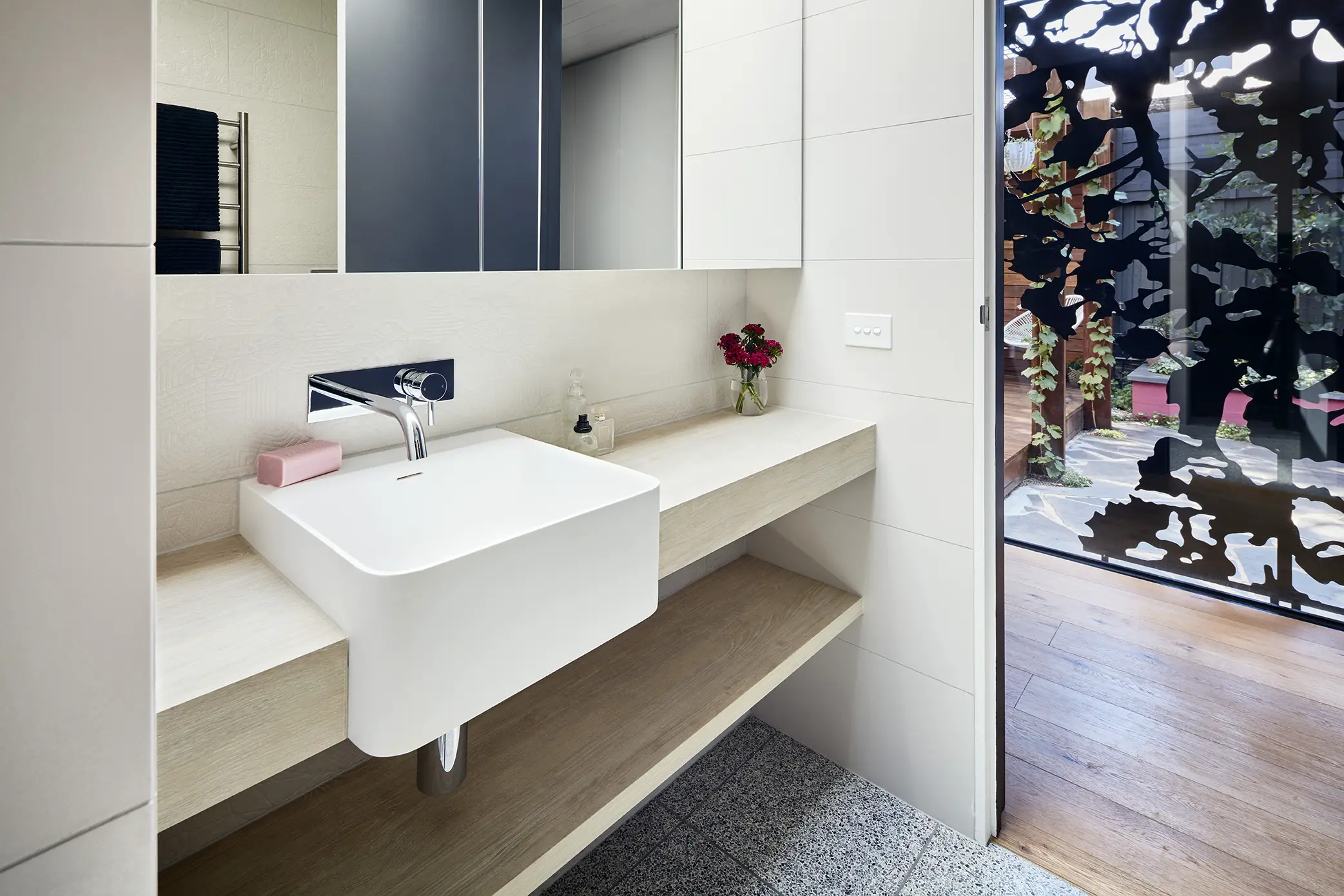 墨尔本建筑师夫妇打造翻新设计之家-15