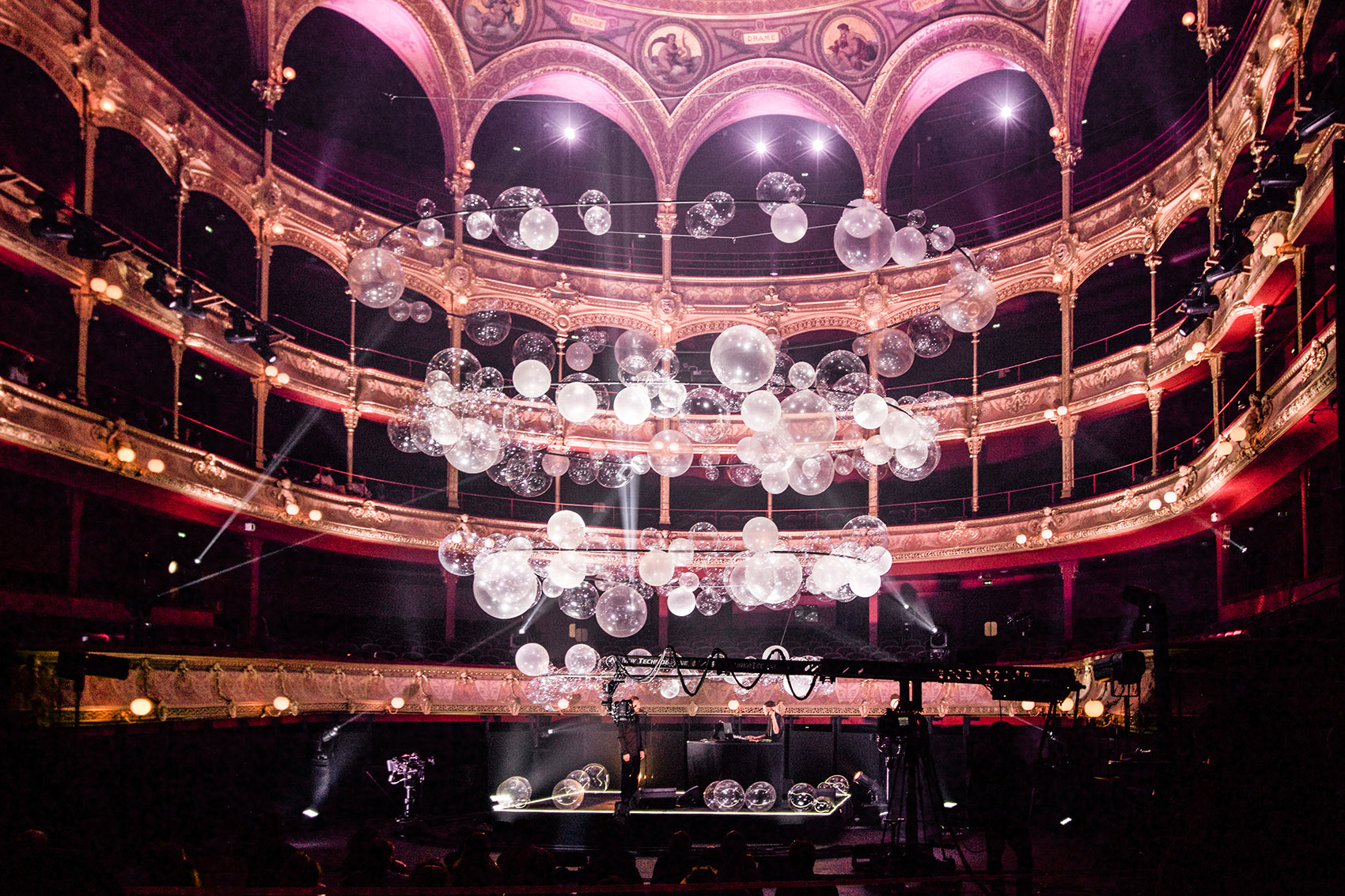 法国Variations剧院装置-15