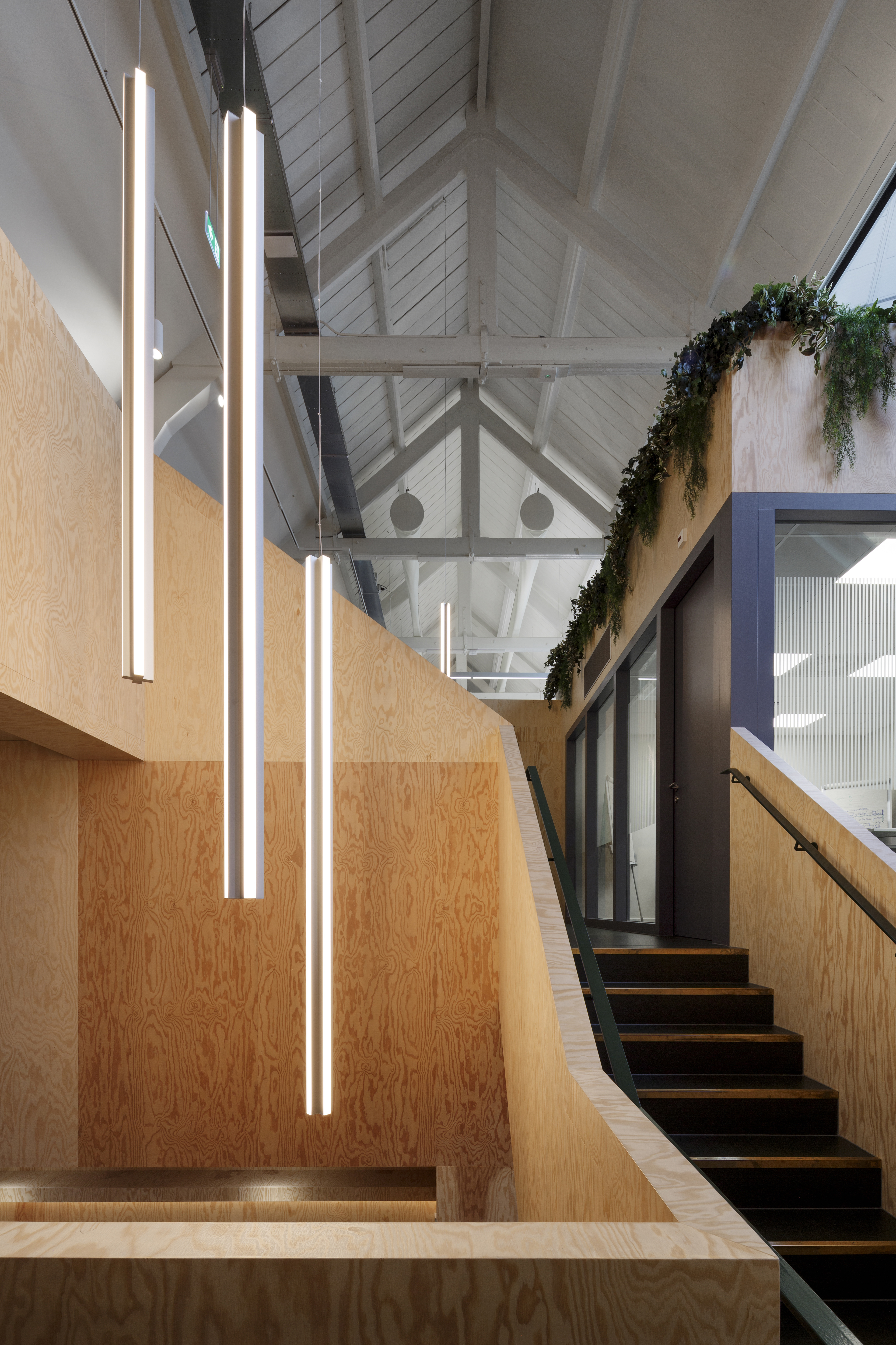 历史与未来交融的办公空间——Upfield 办公室“阁楼”-18