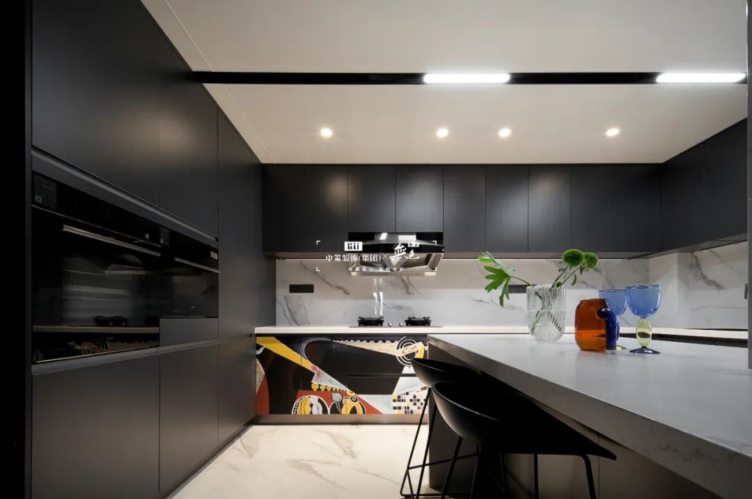 轻奢与古风 · 同款户型的个性解读丨中策装饰-5