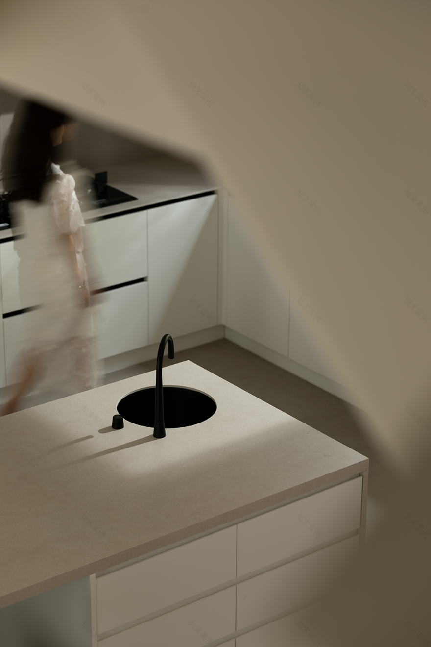 光之瀑布挑空别墅丨中国金华丨涵舍空间设计-42