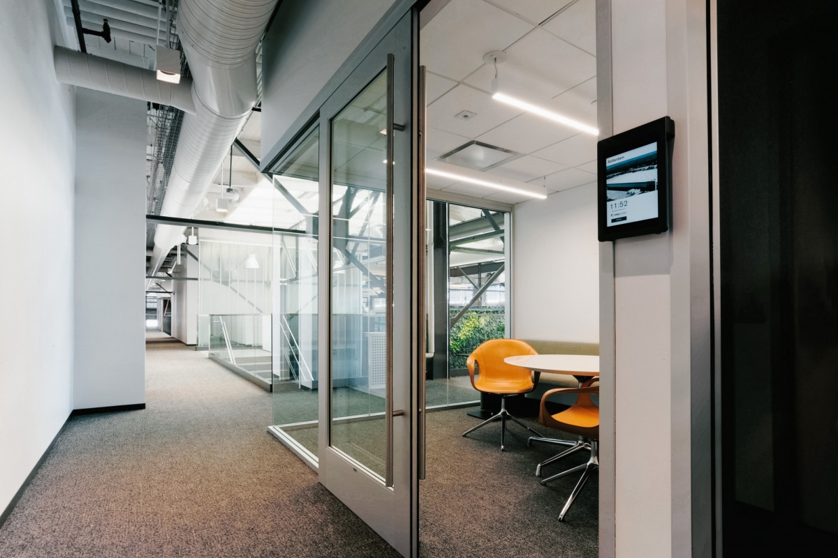 历史工业遗迹中的现代协作空间-16