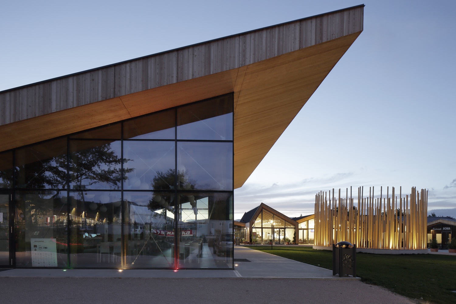 与时间赛跑建造高品质食堂-6