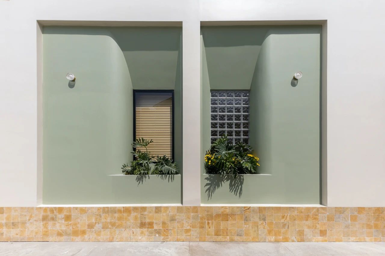 隐于城市，通透于心，3000块玻璃砖，拼出一个浪漫到不真实的家-46