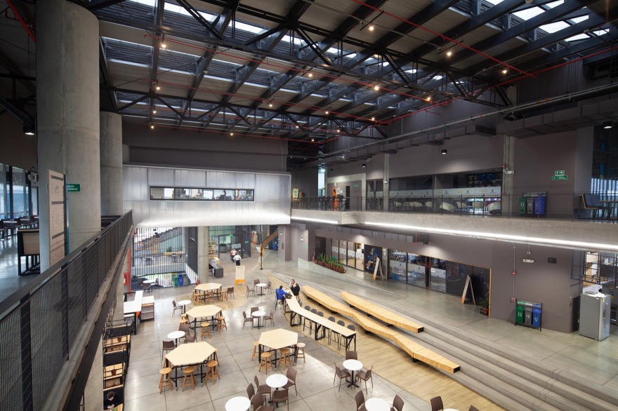 MOVA 教师创新中心丨哥伦比亚丨opus-30