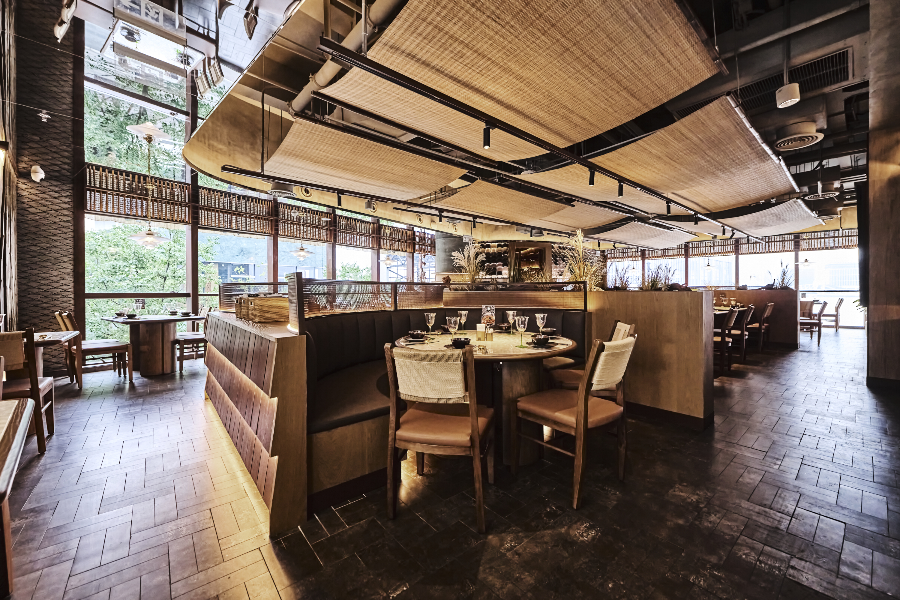 蛙屋 四川美食（若WAWU是特定品牌名，按拼音理解为蛙屋；若这里有其他特殊含义，可能需更多背景信息才能准确翻译） -6