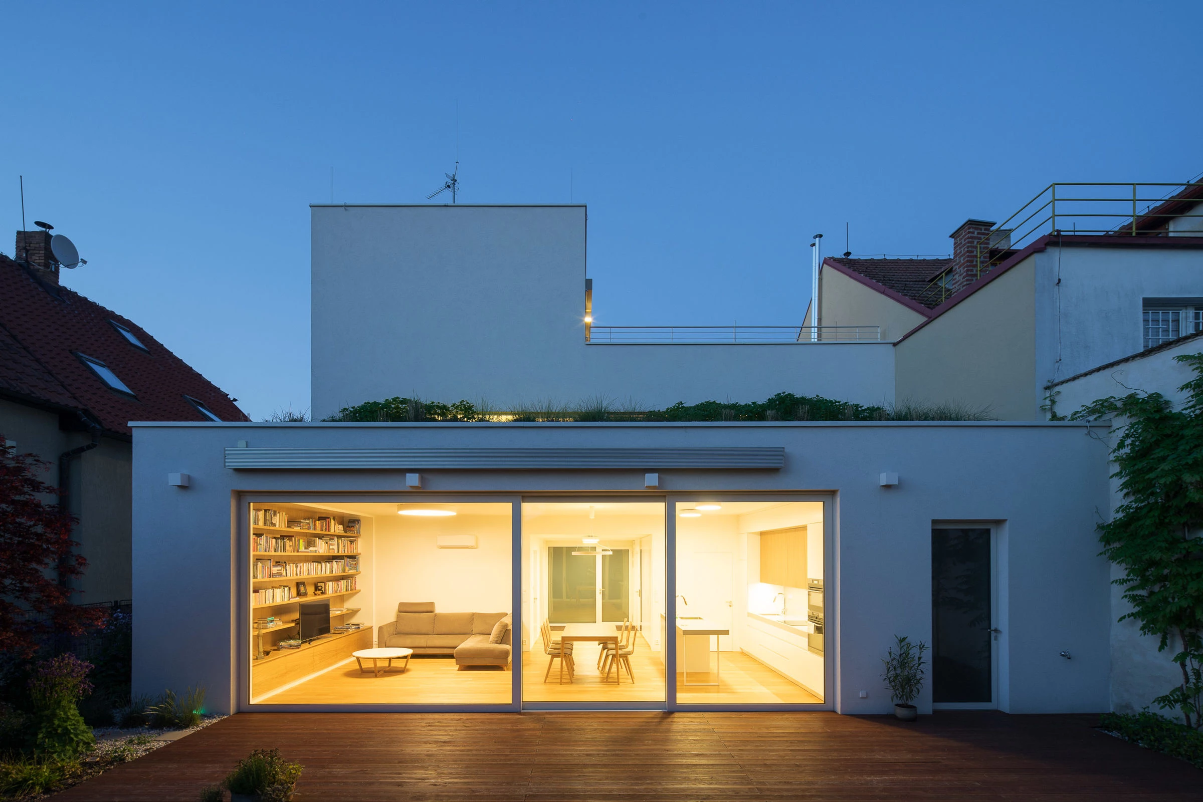 捷克家庭住宅,光影游戏中的自然采光设计-14