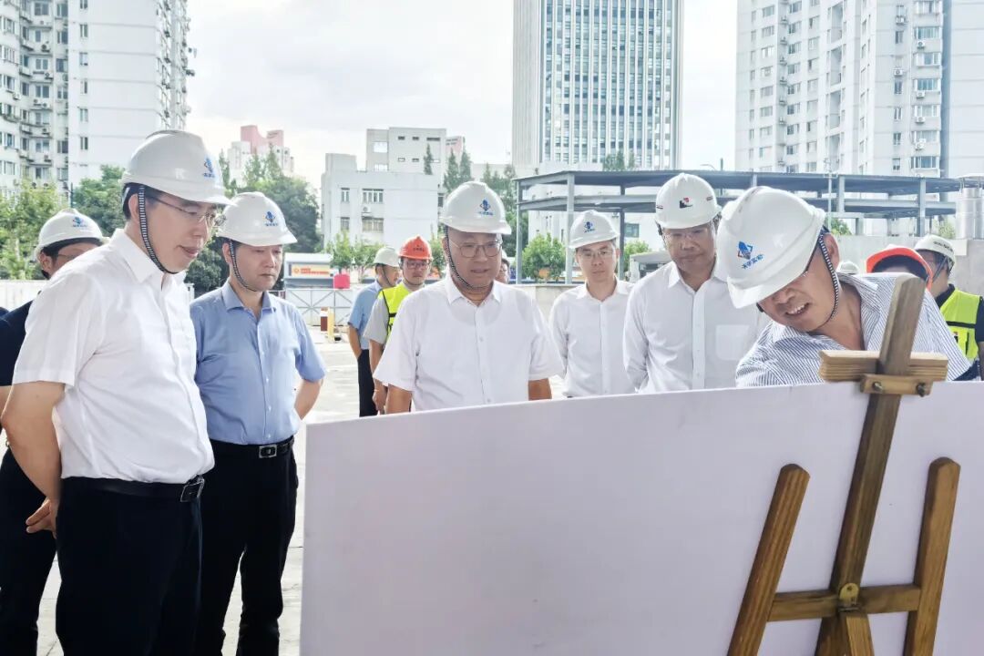 徐汇区委书记曹立强带队调研航天科技城项目并开展节前安全检查-15