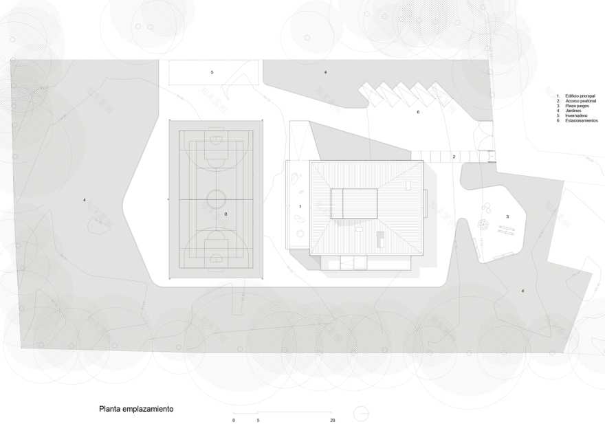 智利 Melirrehue 乡村学校 · 多功能中央庭院设计-28