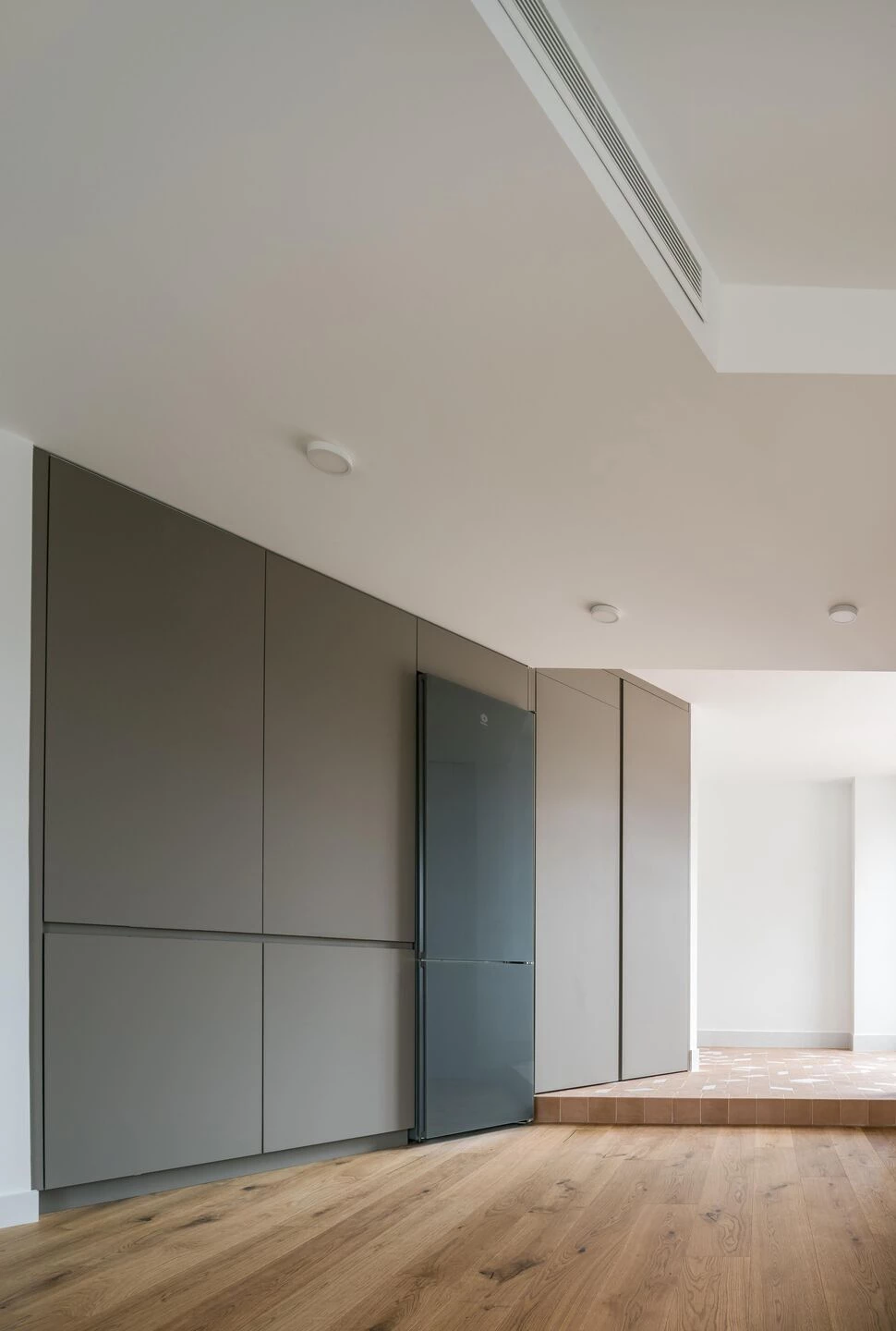 阳光下的双露台公寓丨西班牙马德里丨PuertoyMartín Architects-39