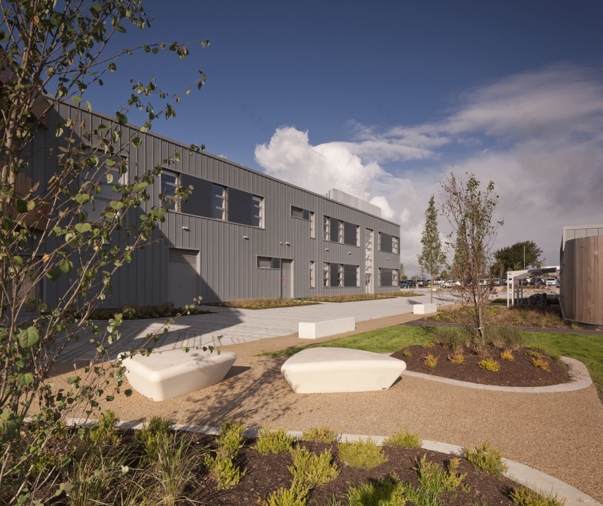 信仰学校联合校区 BDP-32