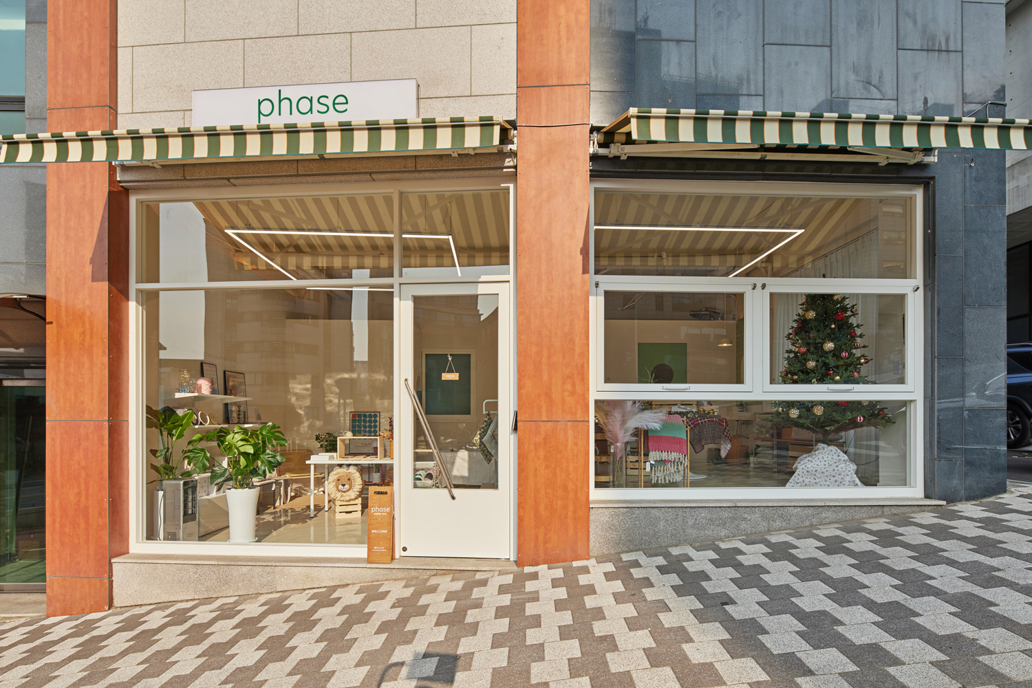 欧洲风情 17 平小空间，贝壳元素打造精致卧室&工作室-2