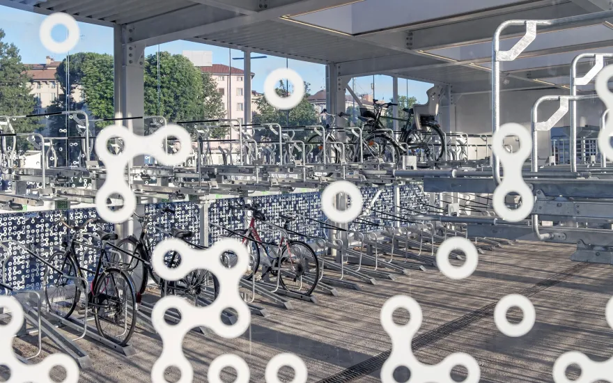 贝加莫发光自行车站丨意大利贝加莫丨STUDIO CAPITANIO ARCHITETTI-24