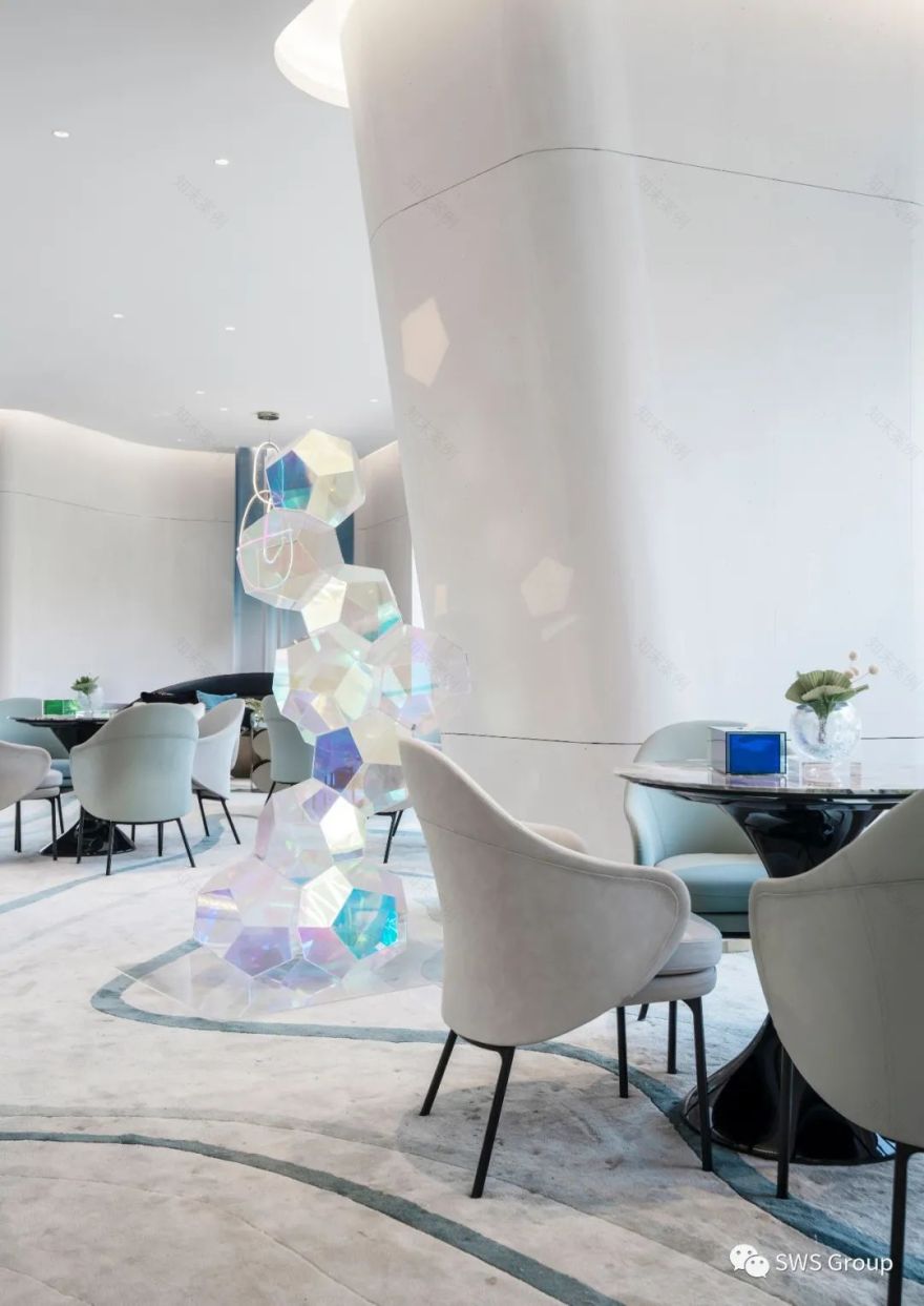 济南绿城明月风荷生活美学馆 | 湖畔流水的现代生活空间-42