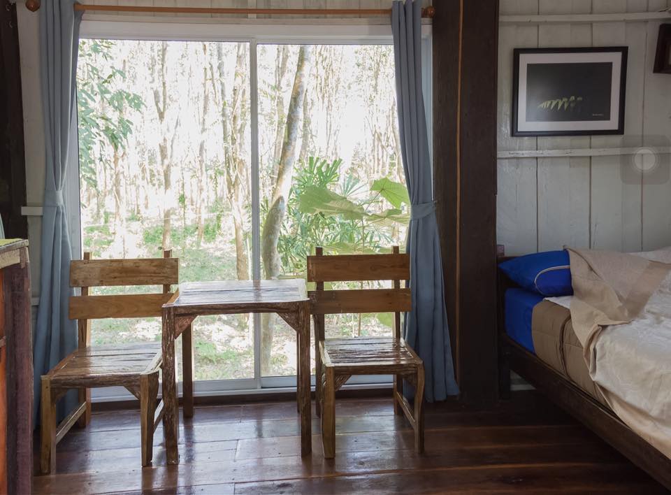 7 บ้านไม้ยกพื้นใต้ถุนสูง แบบไทยโบราณ บรรยากาศร่มรื่น - บ้านสไตล์-23