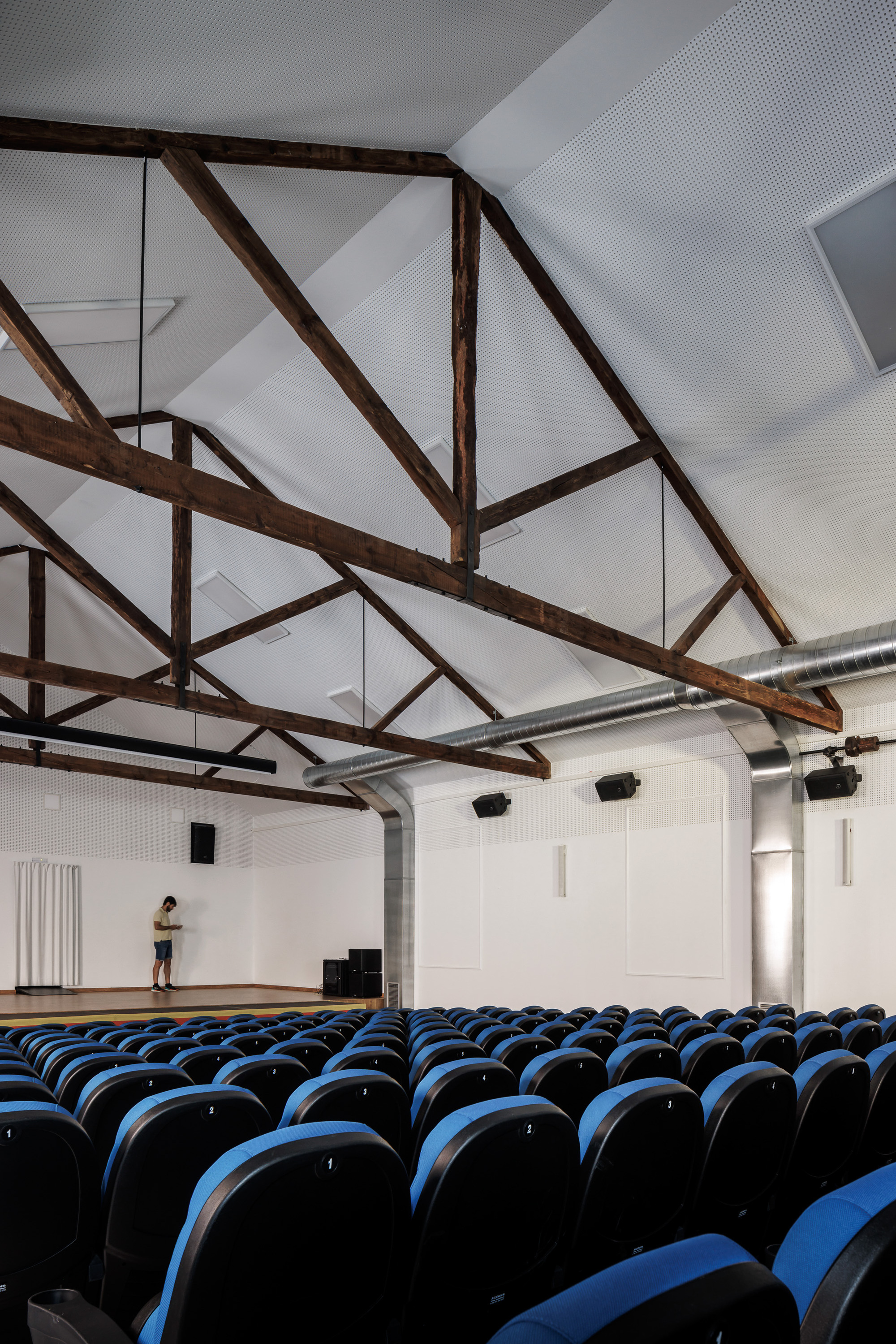 Brea de Aragón 剧院和电影院丨西班牙萨拉戈萨丨Radiz Arquitectura-22