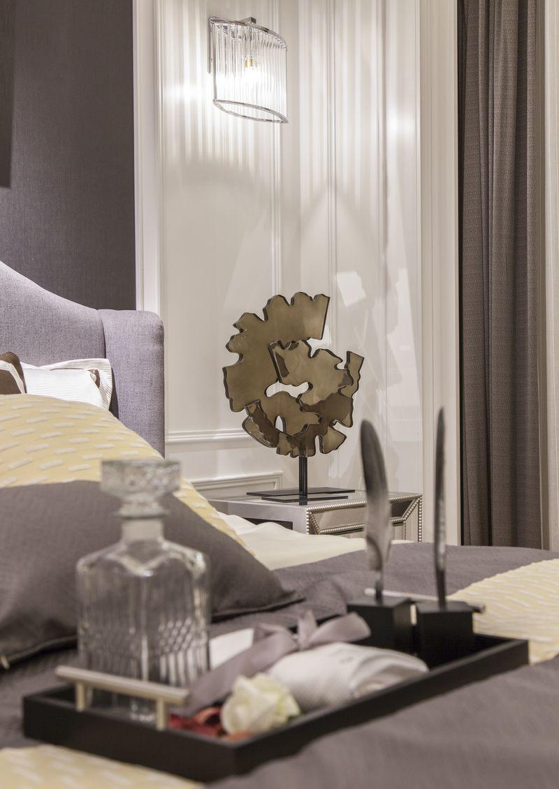 《万锦·紫园》新古典风格样板间 | 黑白灰与橘色的艺术碰撞-26