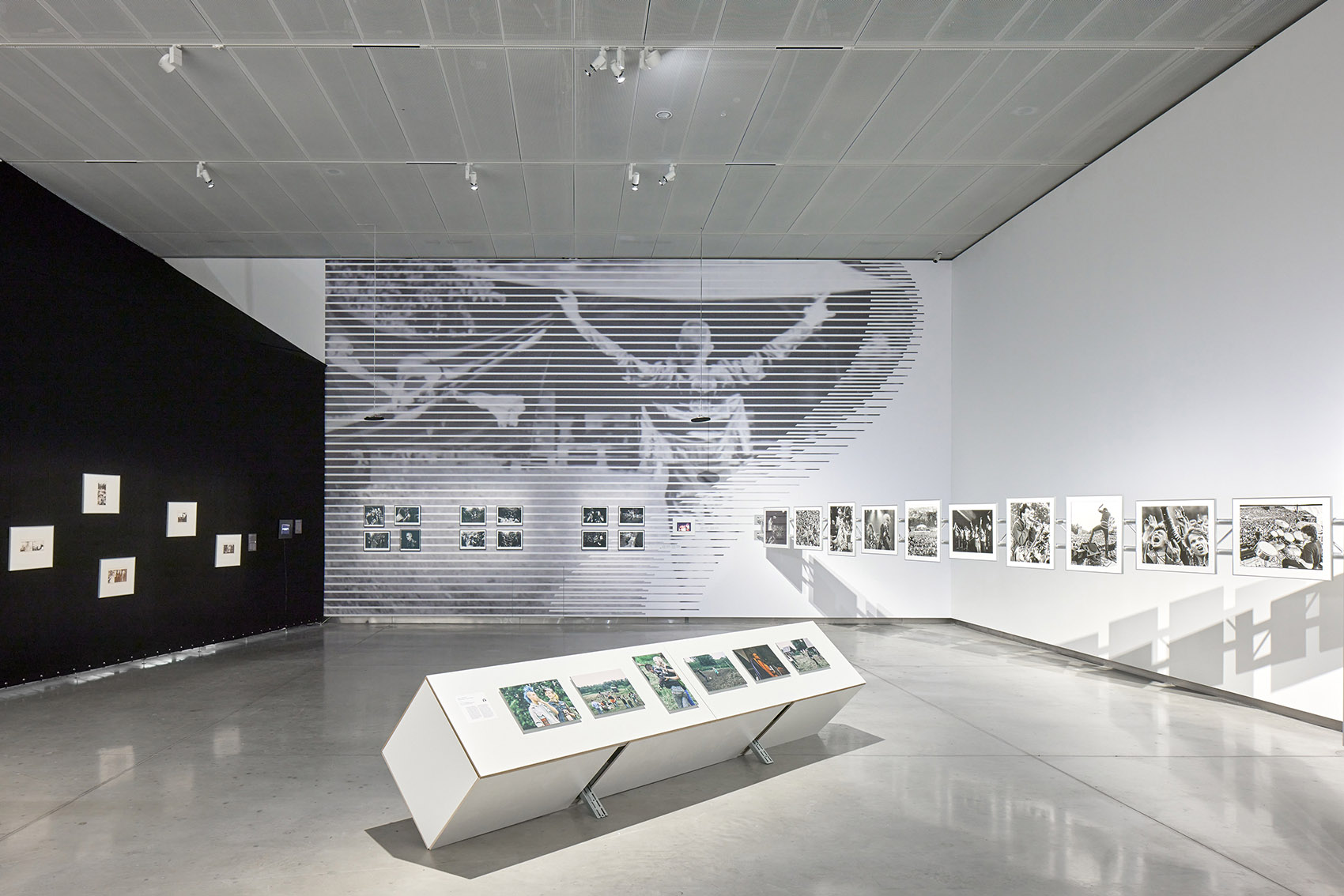 “庆祝变革”,MO博物馆主题展丨立陶宛丨ŠA atelier-32