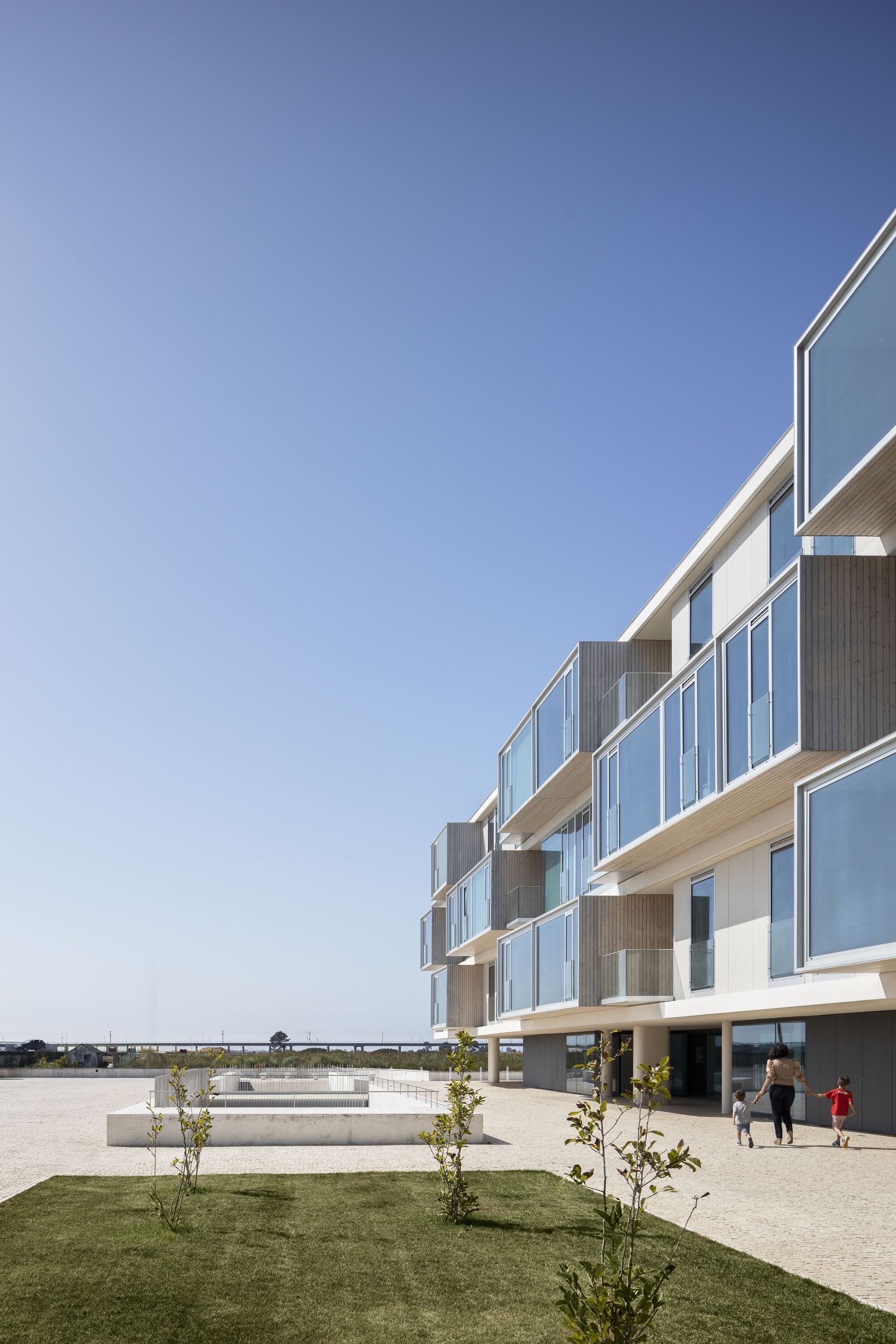 奥里宗特公寓丨葡萄牙丨RVdM Arquitectos-35