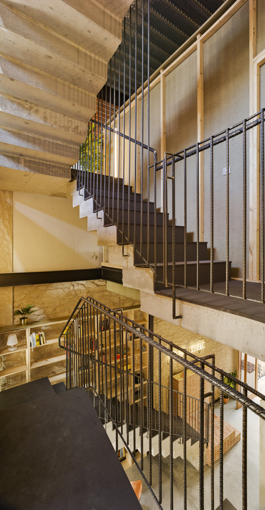 回归小尺度 | 西班牙 Novelda 的 Mac House-33