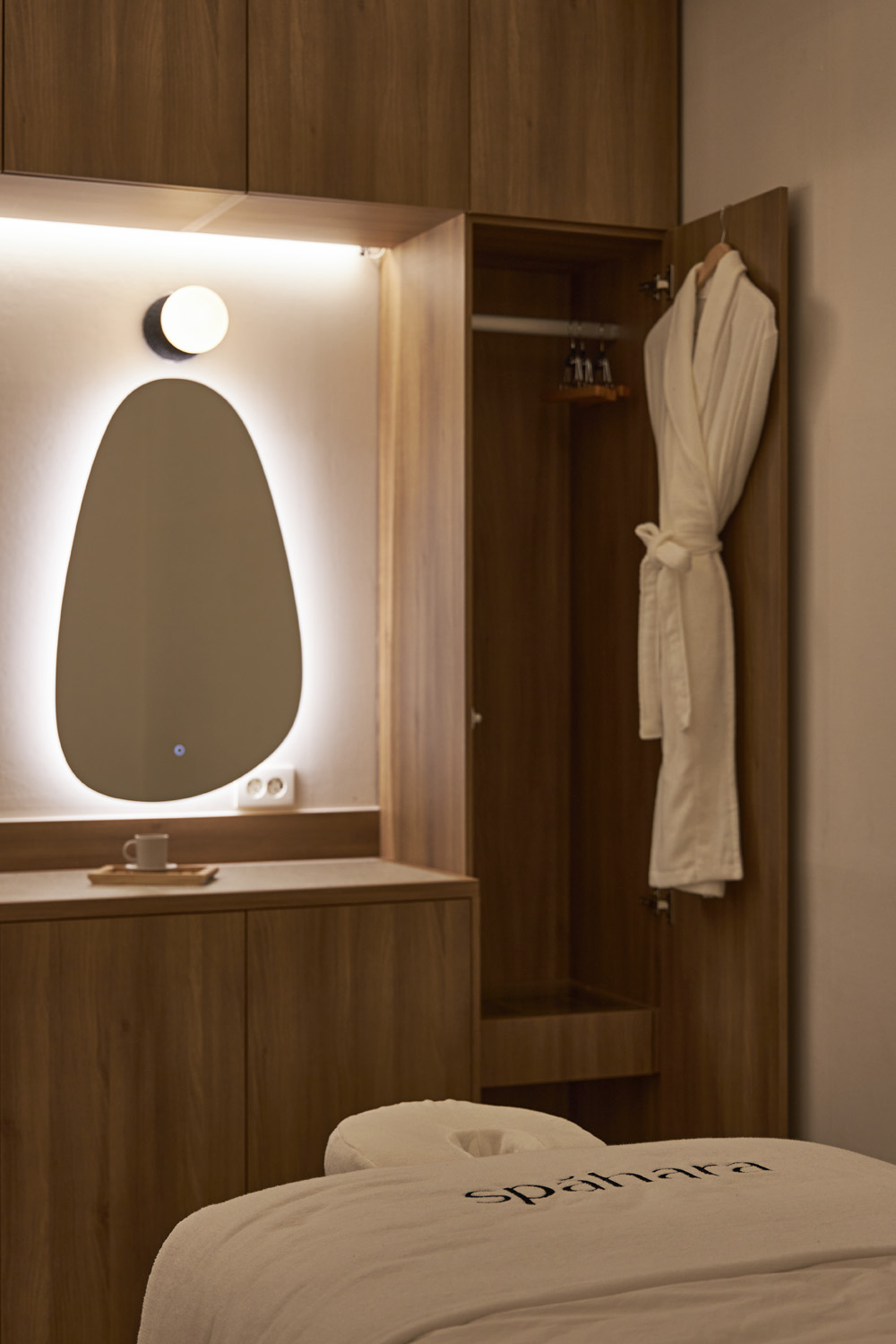 20 平米高级 SPA 空间，白色&木质调的优雅氛围-14