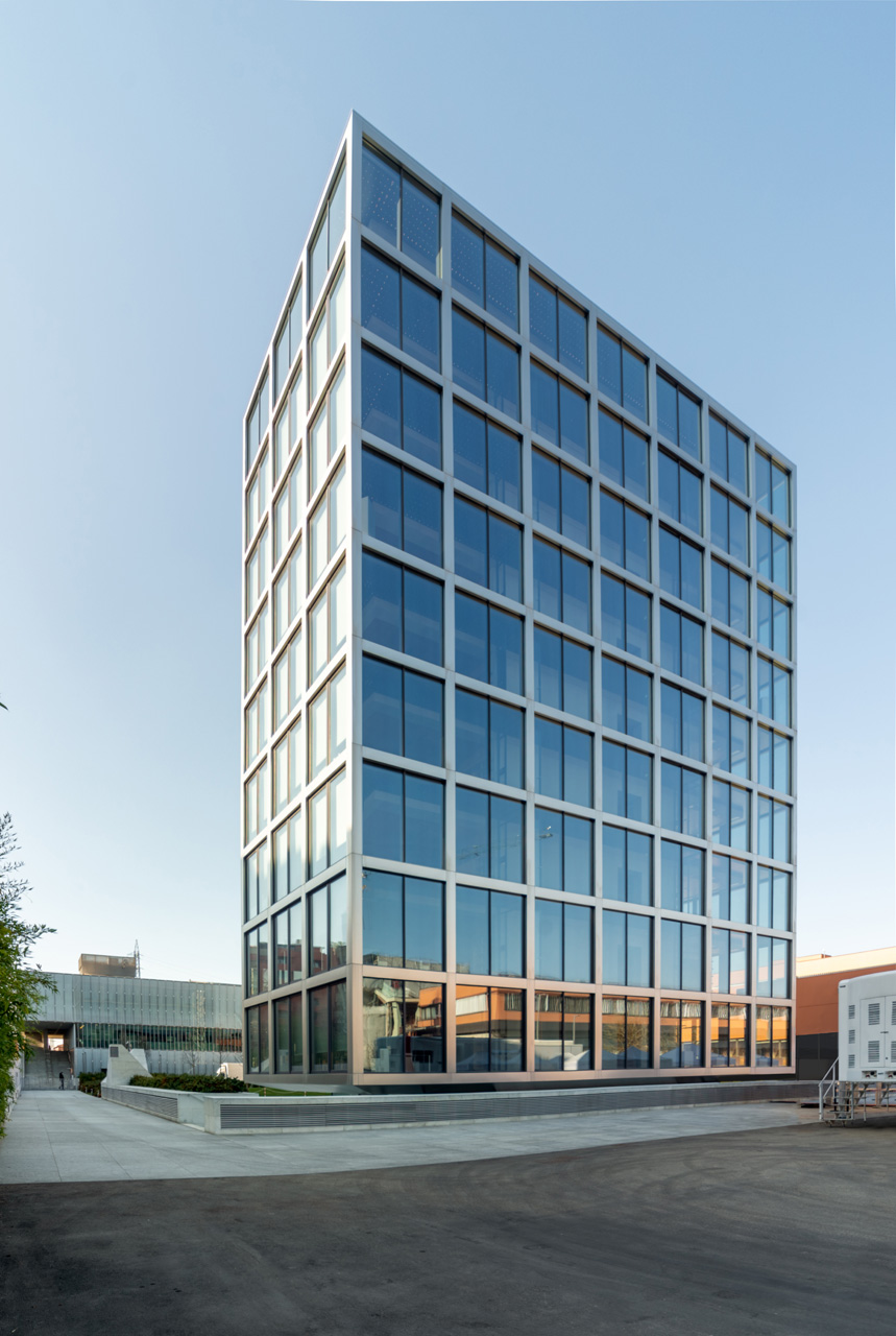  ANNEX building 
			-15