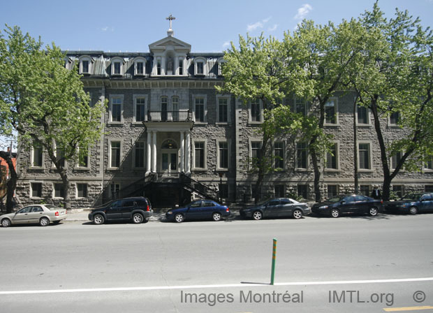 Plateau Héritage 老年公寓丨加拿大魁北克-7