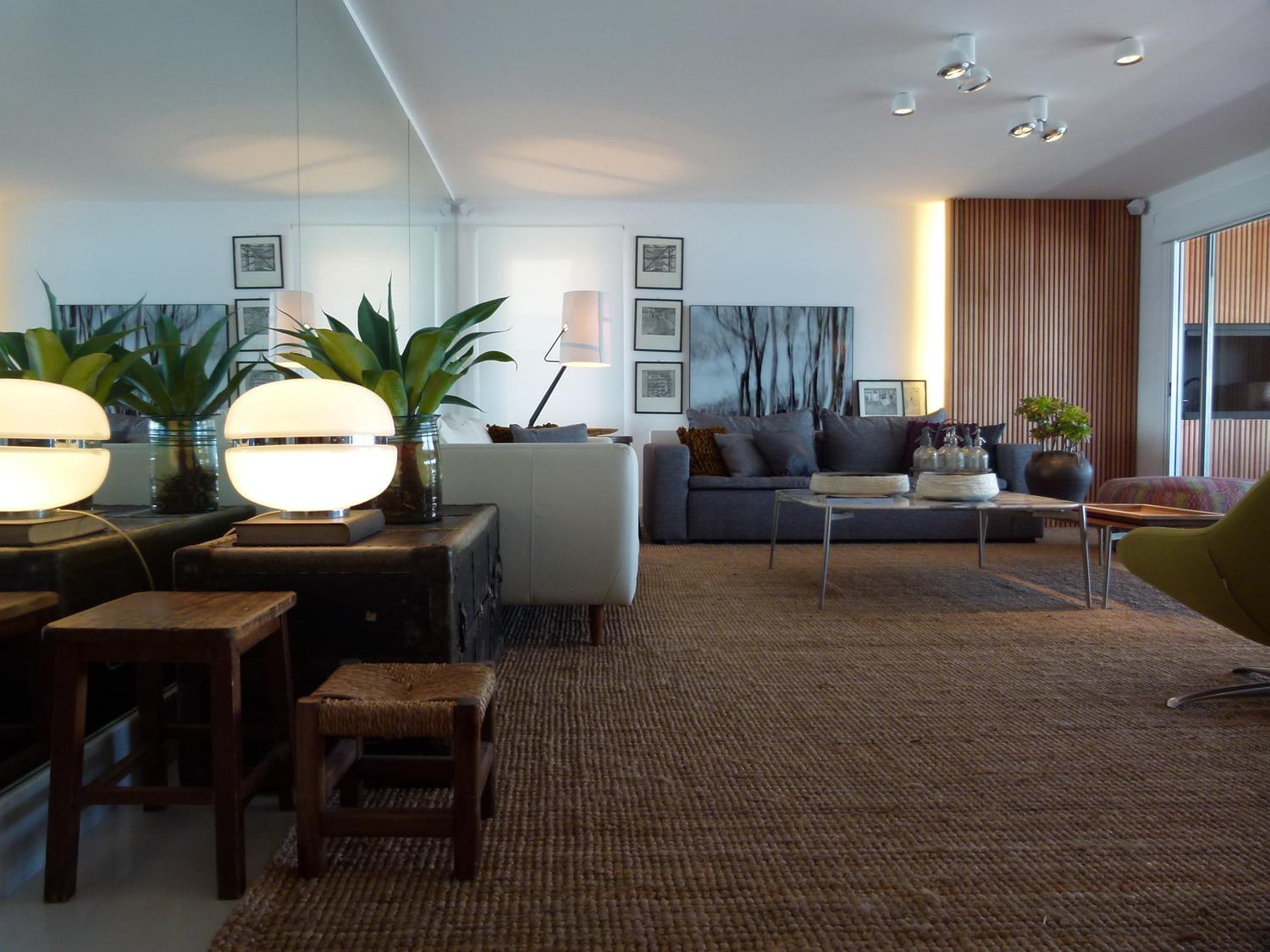 乌拉圭 Punta Del Este 的木结构公寓设计-2