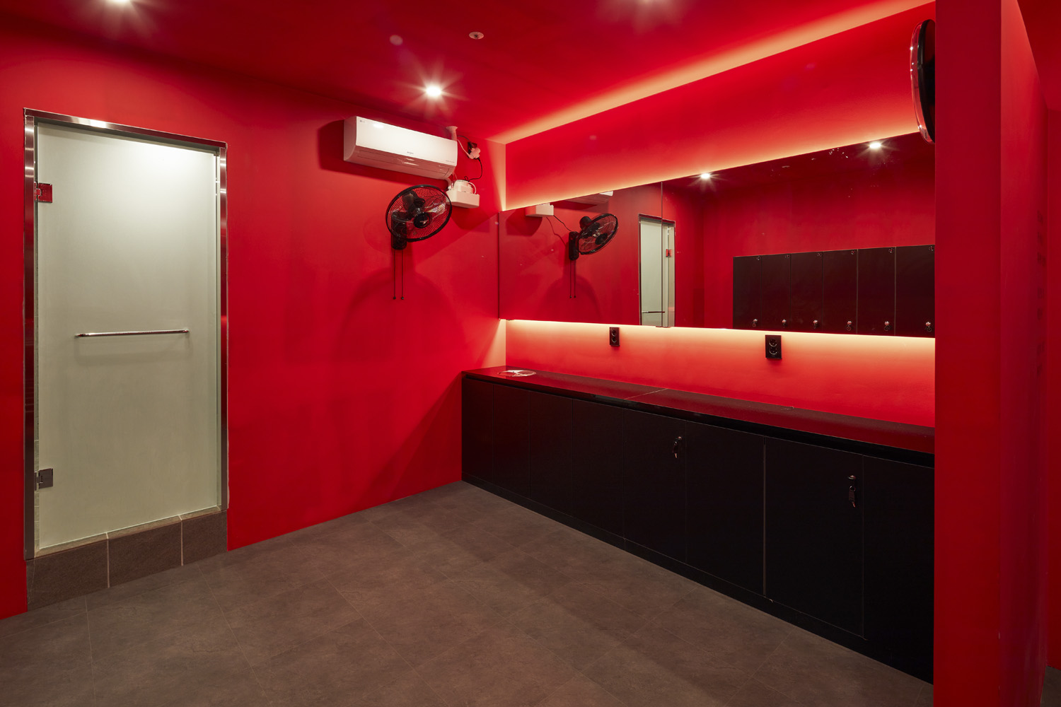 简约 95 平米健身中心，专业室内设计展现空间魅力-17