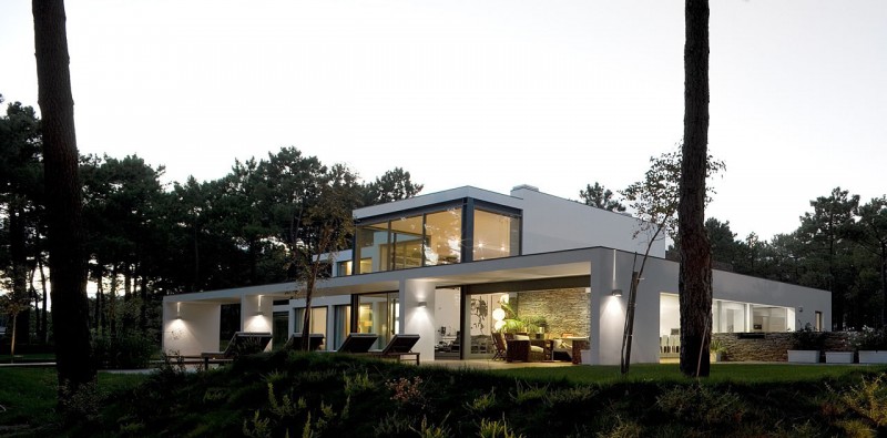 Casa Do Lago by Frederico Valsassina Architects-27