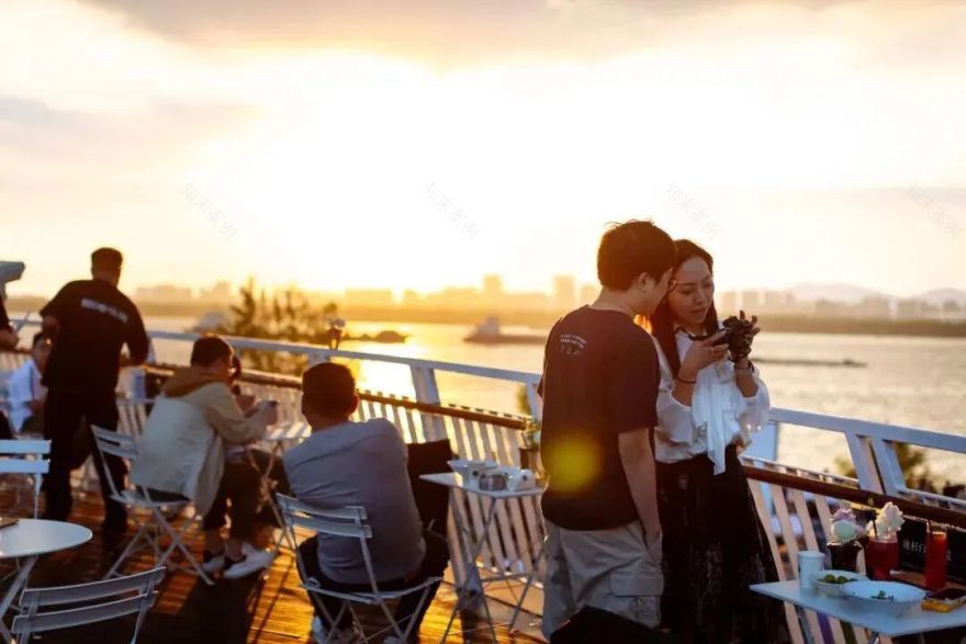 从功能至上到融入公共生活——南京江心洲排涝泵站-89