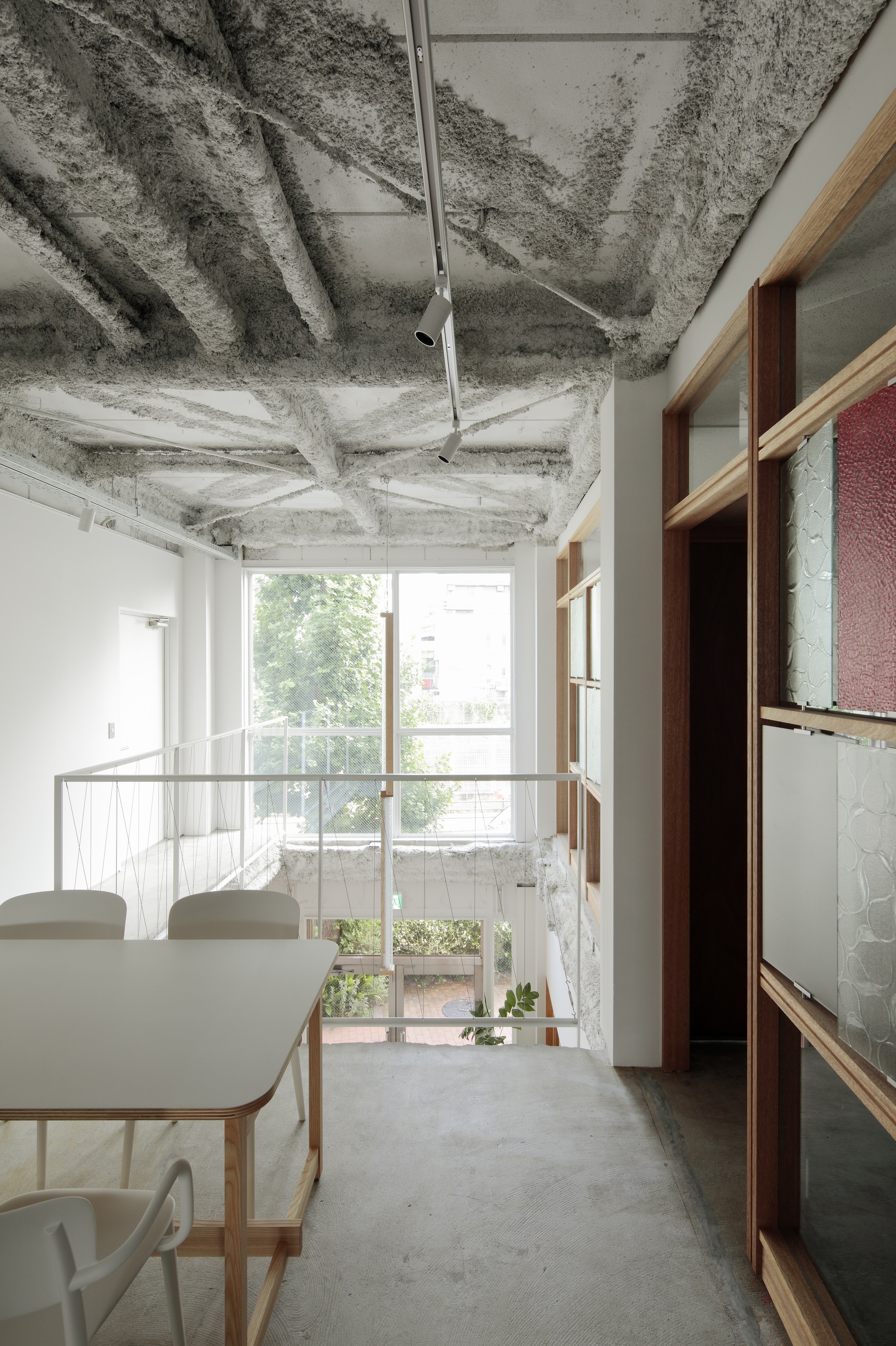 KamiIkebukuro 社区中心的 Medium丨日本丨mtthw-56