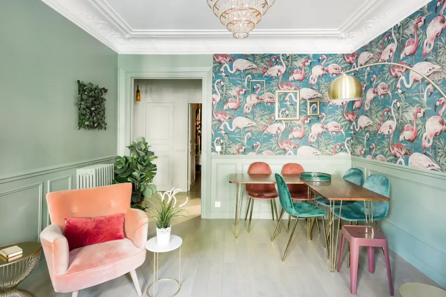 巴黎十九世纪公寓的彩色壁纸和独特设计-5