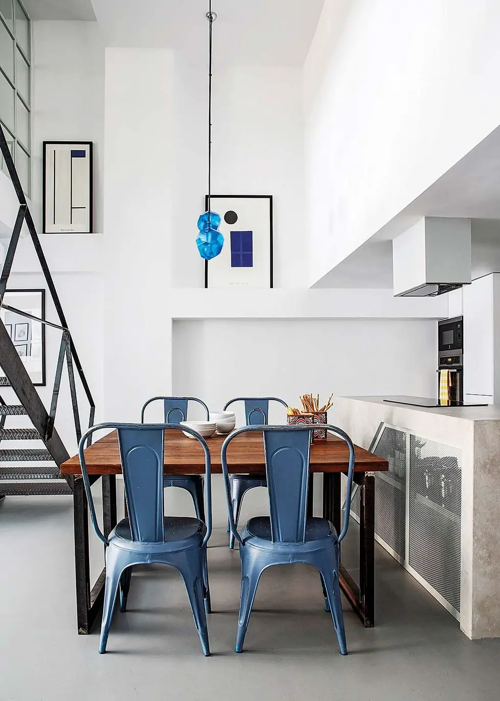 马德里中心复古阁楼，工业风与艺术完美结合-7