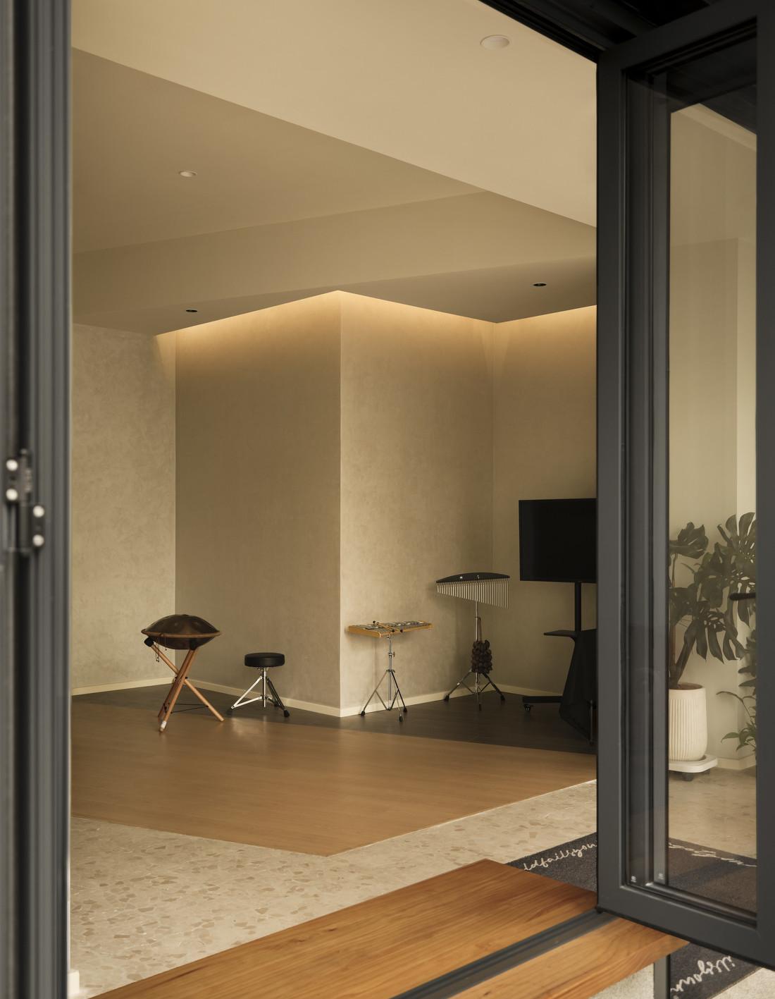 以平面旋转回应声音与空间秩序-78