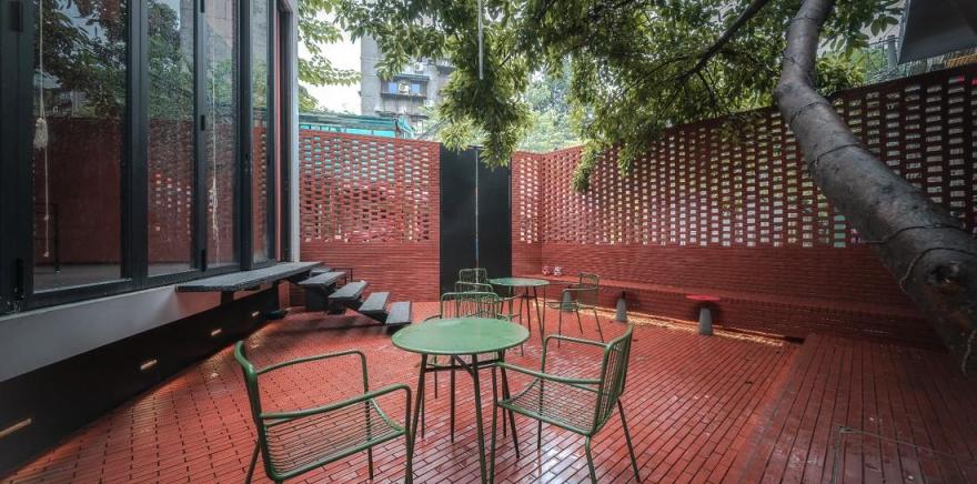 盒山肉铺 | 城市有机更新,一人食与多人食的精致空间设计-16