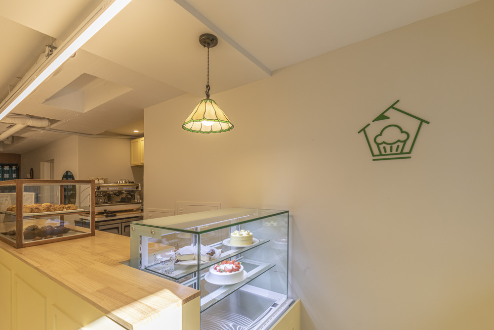 温馨 9 坪贝克店，打造温暖氛围-7