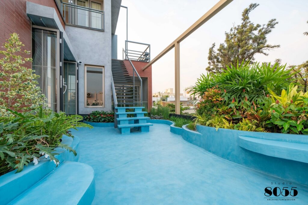 “Himadri”家庭别墅丨加纳丨studio8055-66