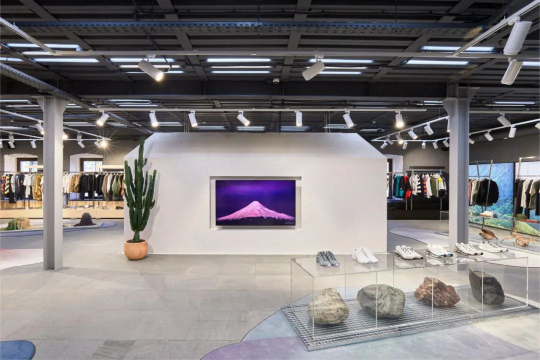 Peak莫斯科店:探索时尚、运动和文化交汇点-0