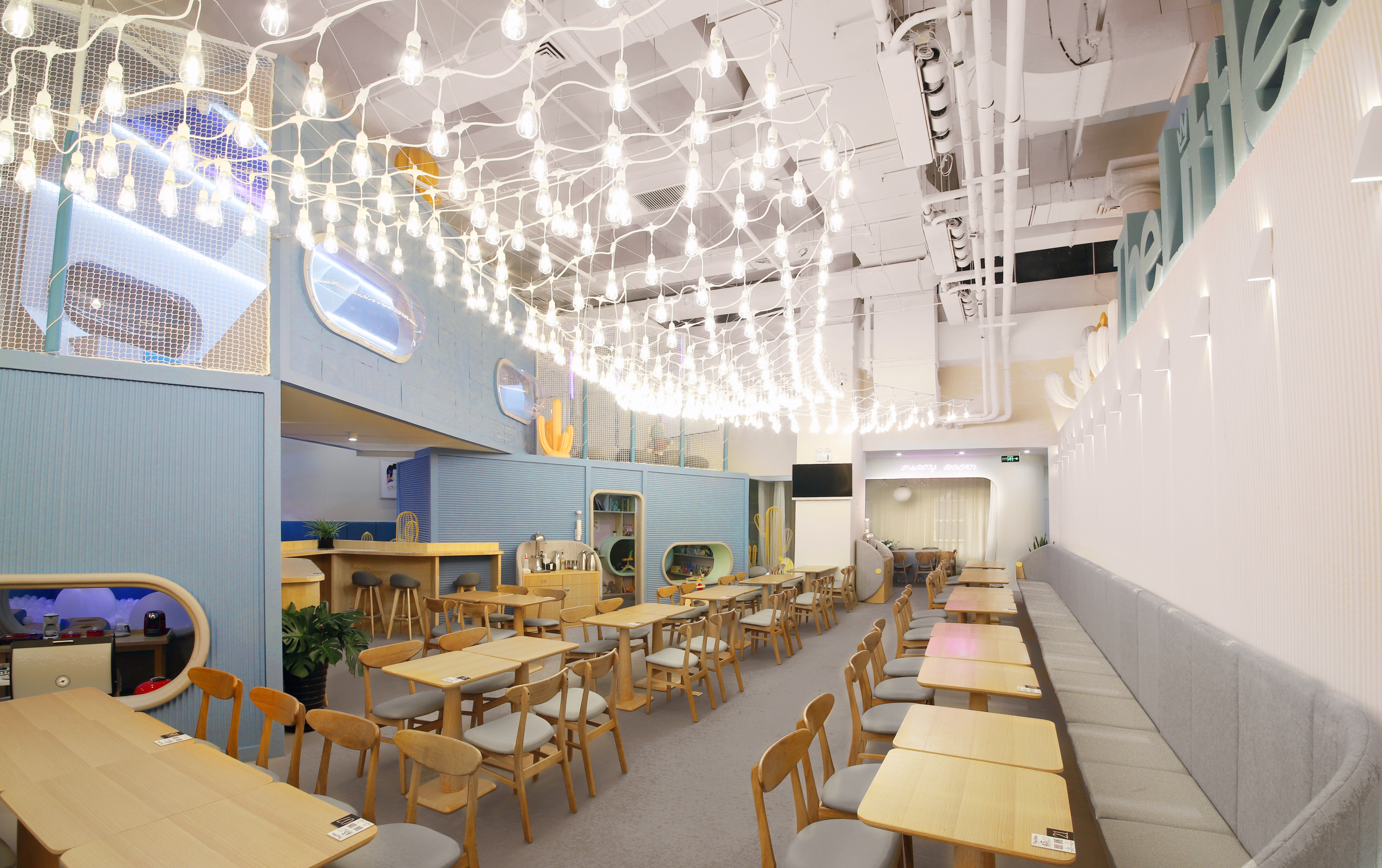 小不点儿童咖啡馆-0