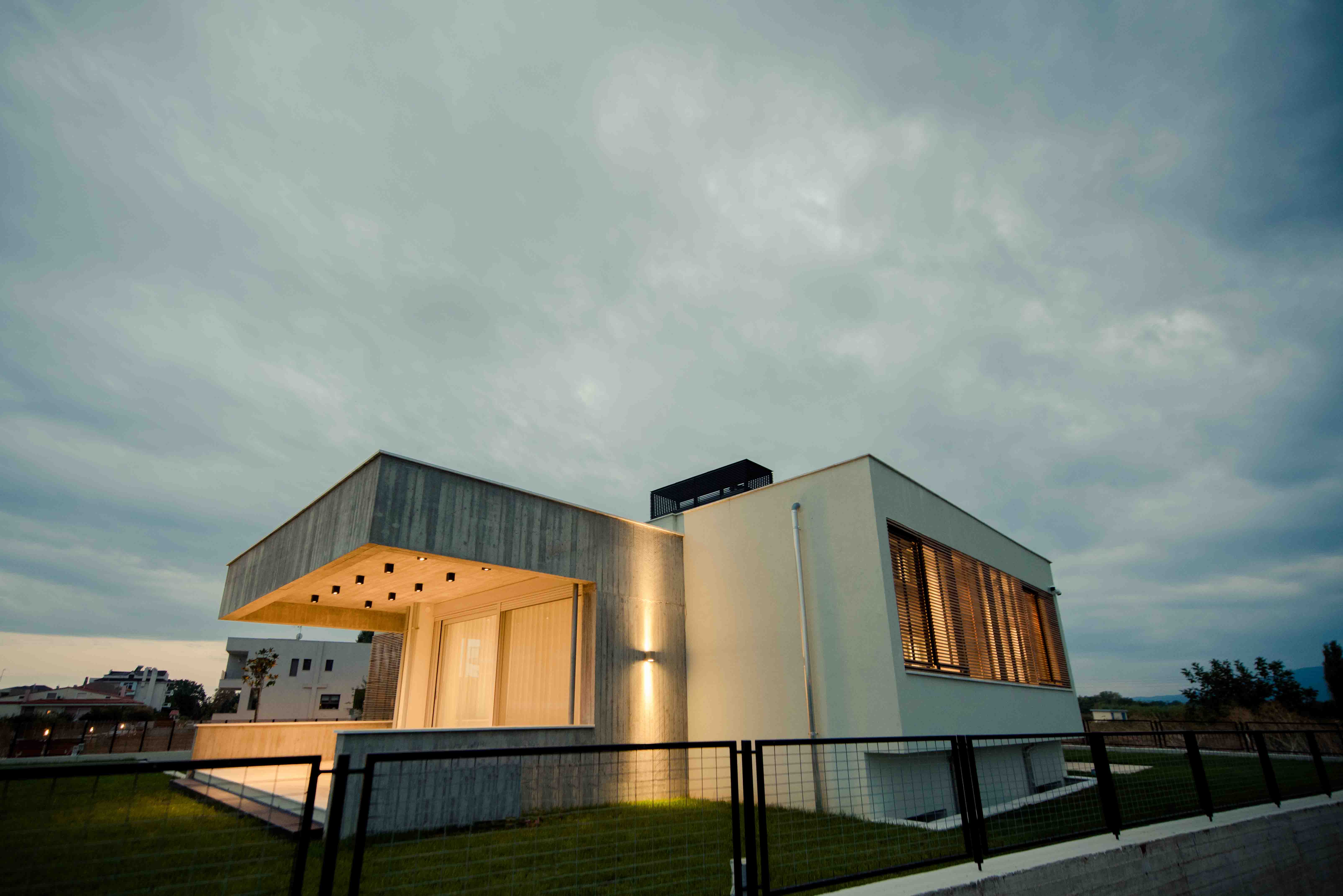 希腊科莫蒂尼生物气候设计私人住宅-4