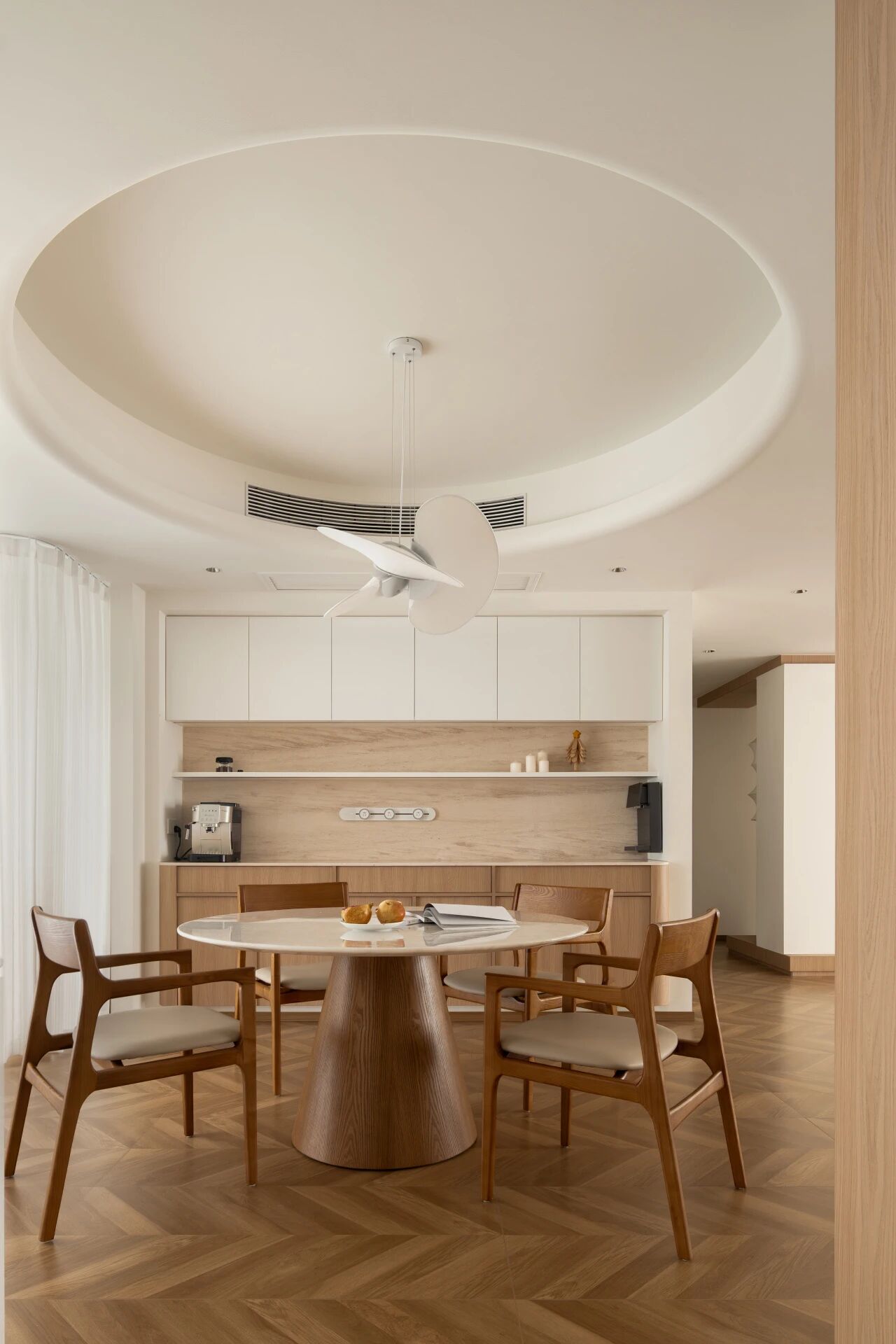 SA实景  一个会“生长”的家，用原木与暖白书写亲子陪伴的诗_20250929-23