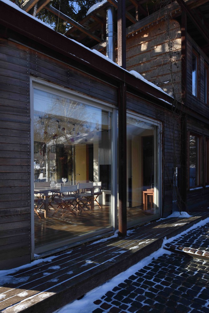 莫斯科魅力暗木小屋，玻璃墙环绕的全年宜居亭子-21