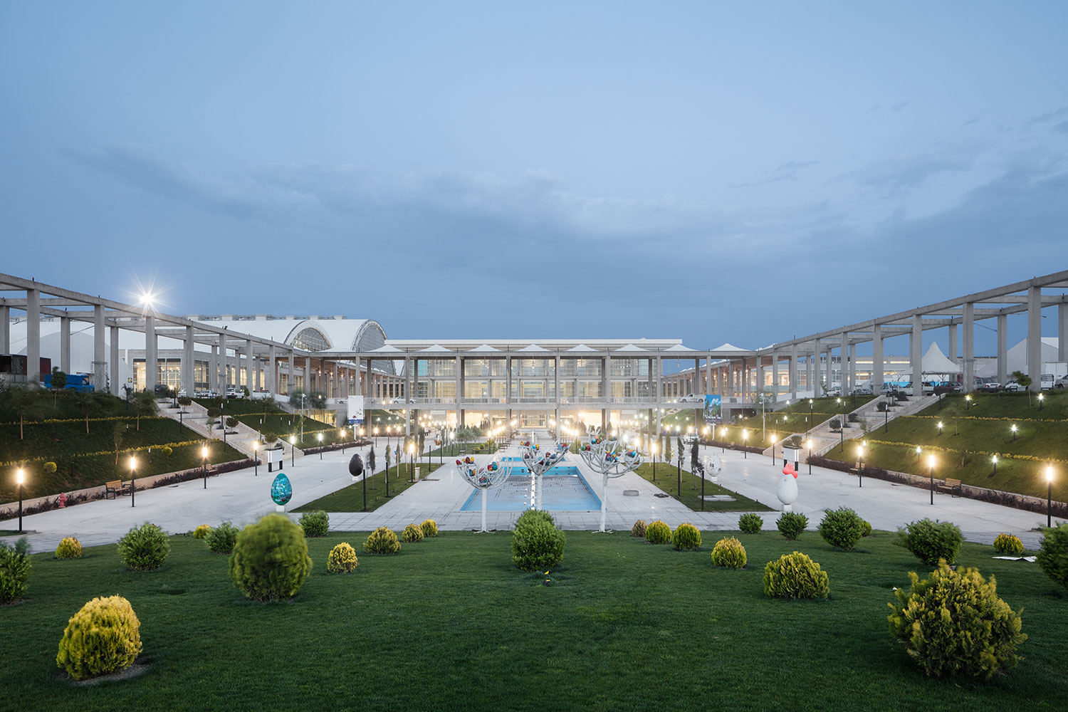 伊朗德黑兰阿夫塔布市国际展览中心丨Pars Navid Architects与德国GMP建筑师事务所合作-44