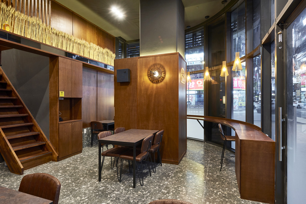 18 层斯木雅基 | 极简设计的滑雪胜地-4