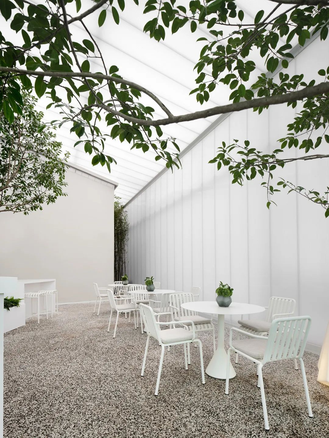 实地清远蔷薇熙岸销售中心丨中国清远丨新加坡FORMWERKZ-13